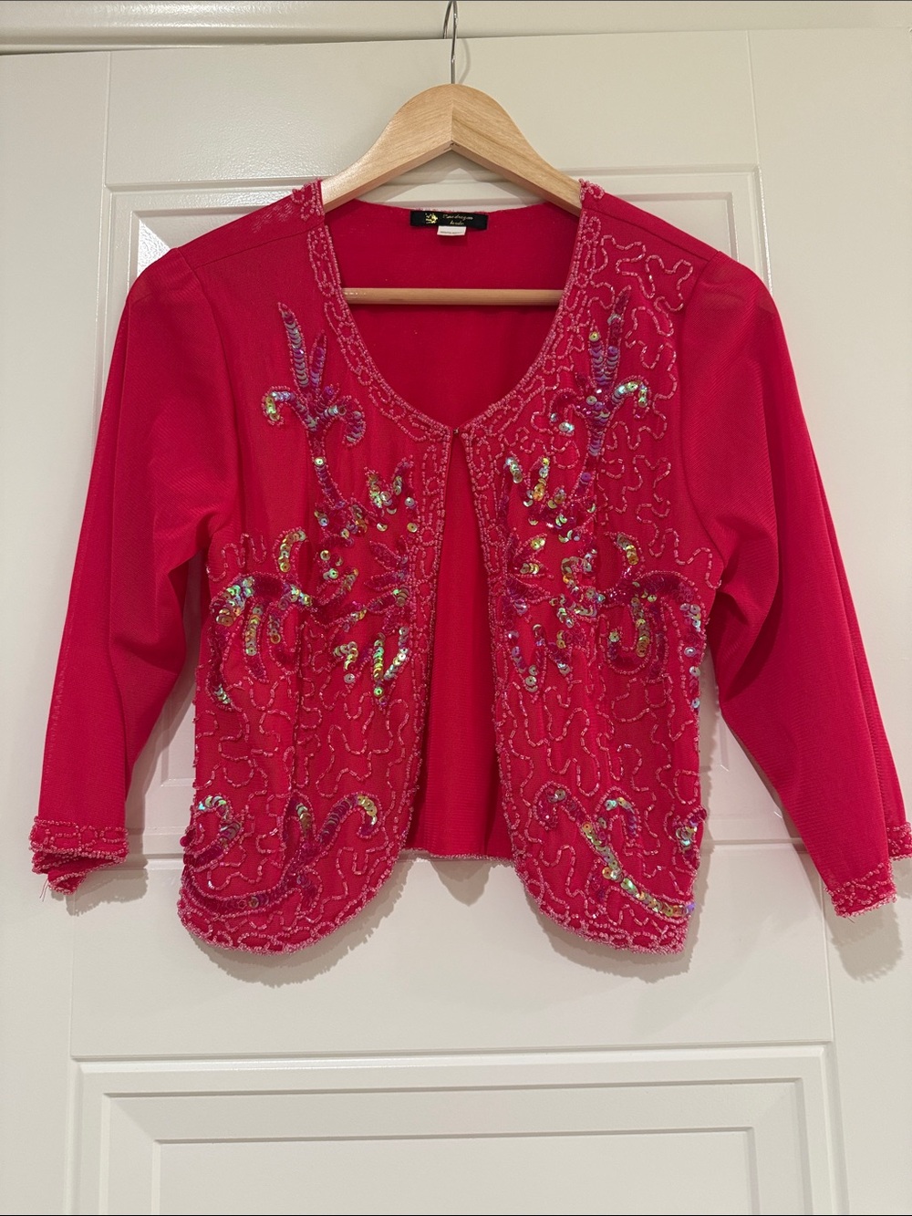 VTG Women’s Pink Red Embellished Open-Front Cardigan